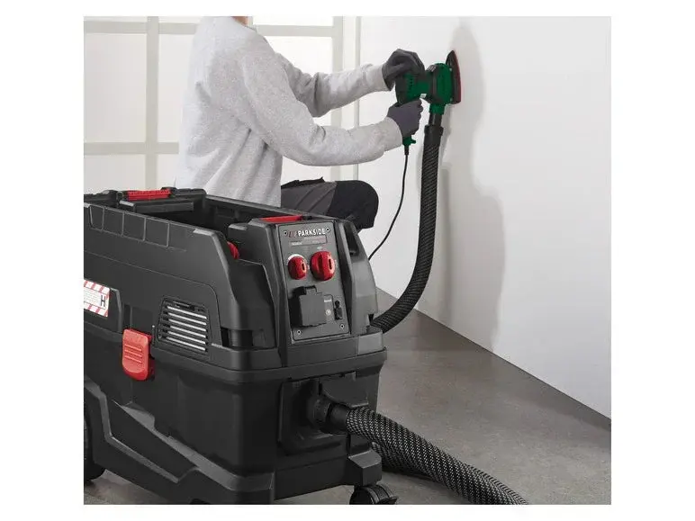 PARKSIDE PERFORMANCE Aspirapolvere per officina - In uso con utensile elettrico
